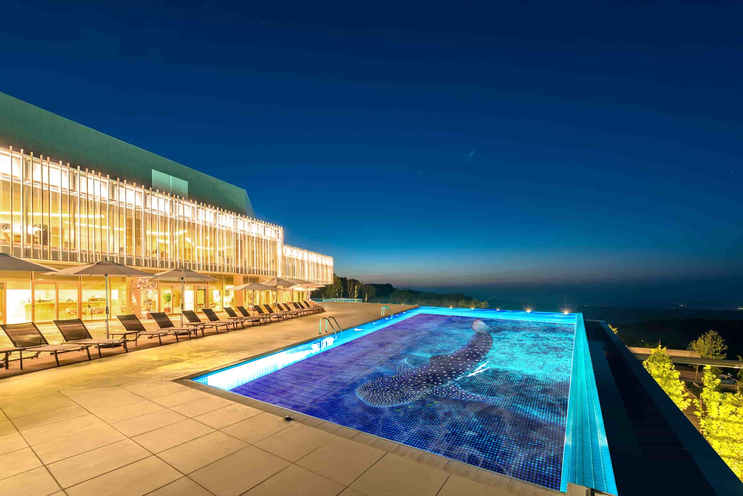 Piscina terra moIEbil pantalla led