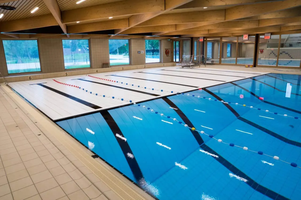 Swimming pool flooring: create stunning, multipurpose spaces with movable pool floors 1 movable floor